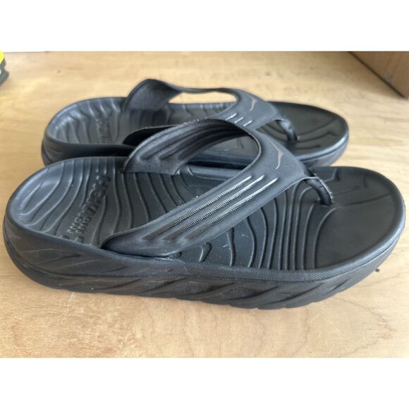 HOKA ONE ONE Ora Recovery Flip Flops Men’s Size 10 Black Comfort Sandals main image 4
